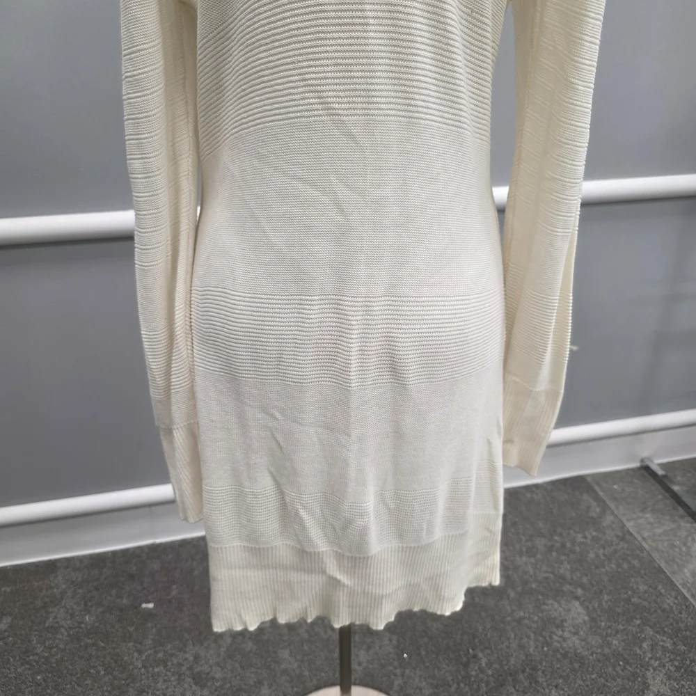 Elle Cream Ruffle Trim Cardigan - Picture 7 of 9